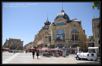 Place de la Comédie en été
