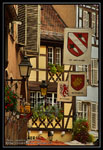 ruelle à Strasbourg avec fanion